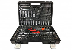 Набор инструмента и головок CRV 150 предмета SPARKLUX