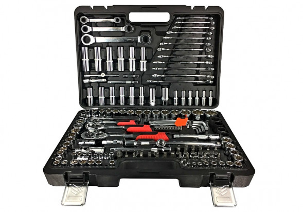 Набор инструмента и головок CRV 150 предмета SPARKLUX