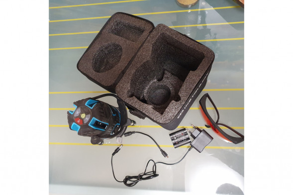 Лазерный уровень INSTRUMAX REDLINER 2V