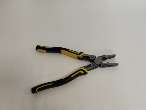 Пассатижи (плоскогубцы) многофункциональные 225мм  X-PERT