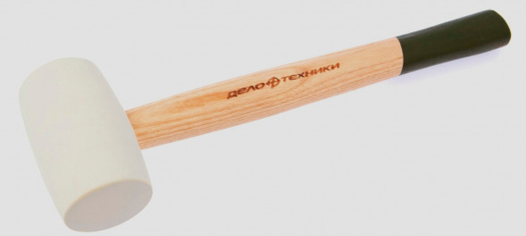 331090 Киянка с деревянной рукояткой 900 г (16шт)