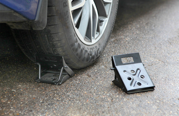 900915 Упоры противооткатные складные 152*105*105 мм 2 шт