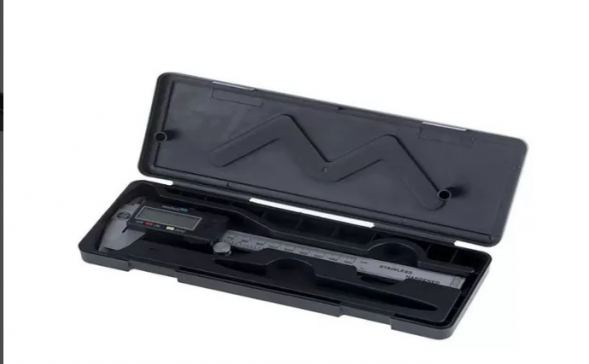 Штангенциркуль цифровой в пластиковом корпусе150мм СТРОНГ