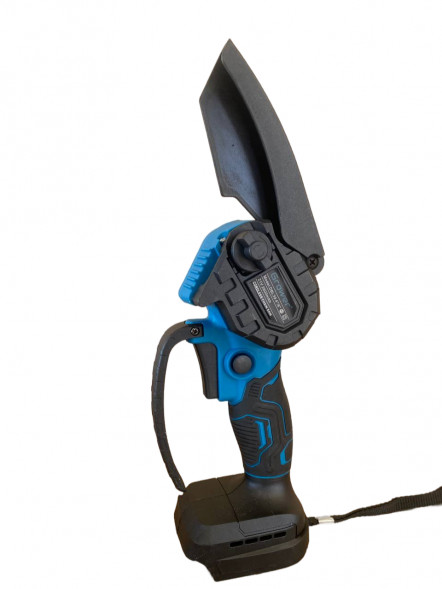 Бесщеточная цепная пила, 4&quot;+ 6&quot;, 21v, 2.6Ah аккум. 2шт, Шина 2шт, цепь 2шт, Кейс, З/У GROWER